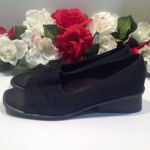 Low Heel Shoe Black Fabric Casual or Dress
